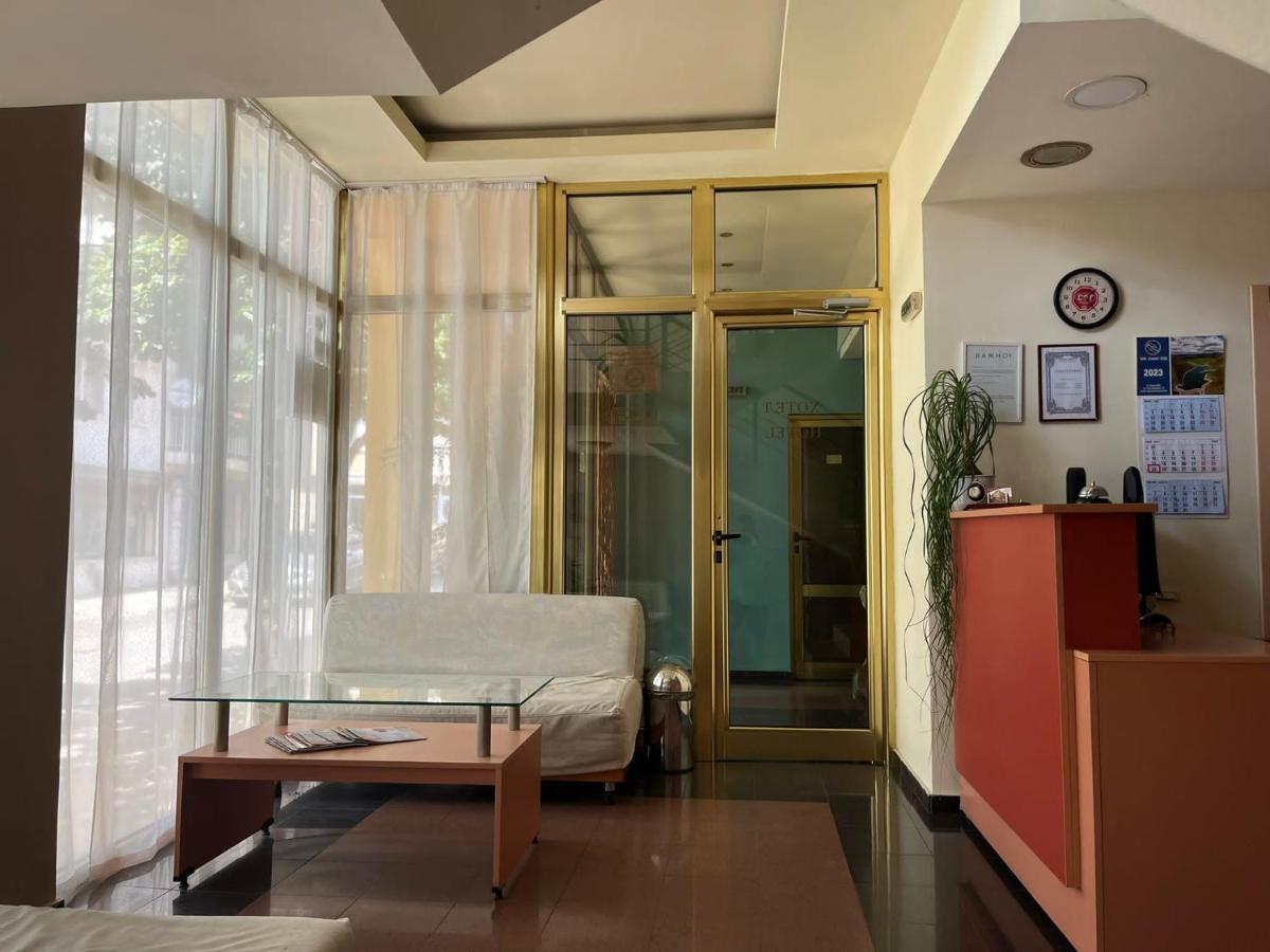 Hotel Kredo Sliven Exterior foto